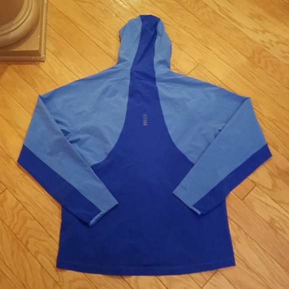 NWT Men's size L Under Armour running jacket - Picture 8 of 14